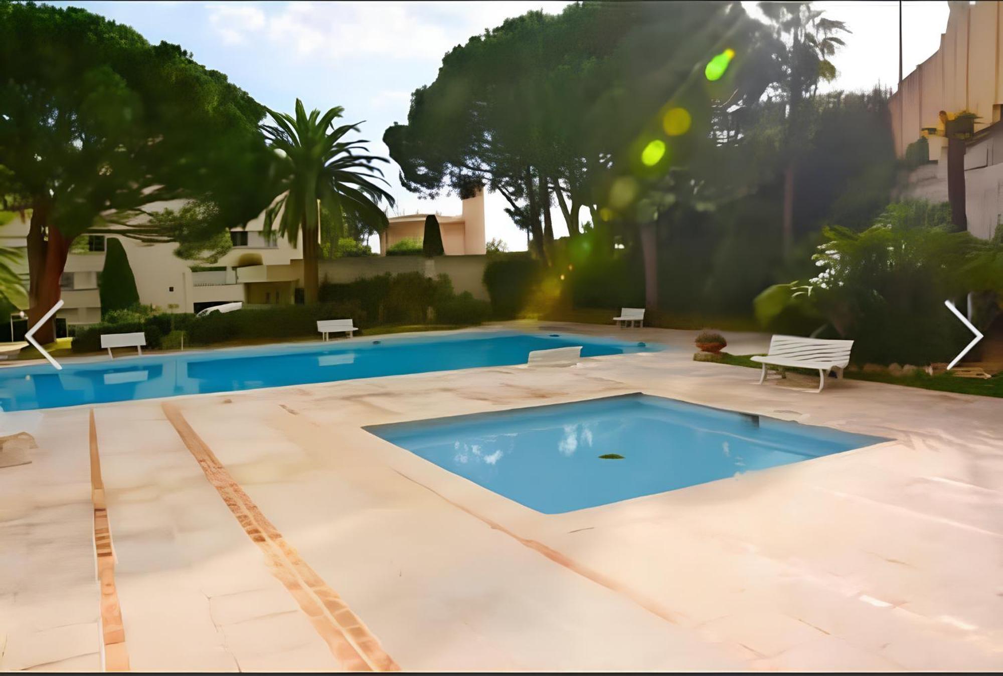 GOLFE JUAN Studio dans résidence avec piscine Vallauris Esterno foto
